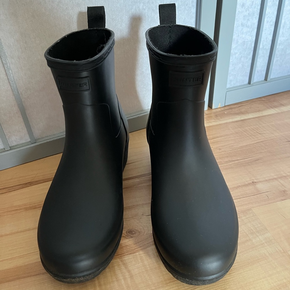 Hunter Chelsea Rain Boot Size 37